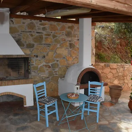 Goddesses Villa 1 In Nies Sourpi Exterior photo